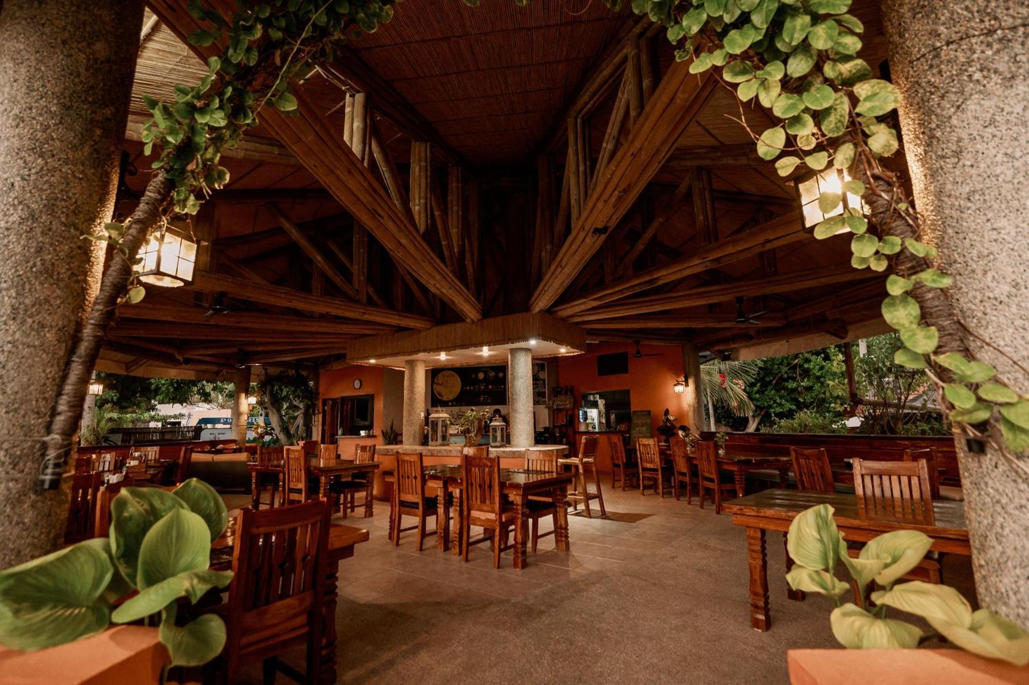Polaris Beach And Dive Resort Inc Loon Exterior foto